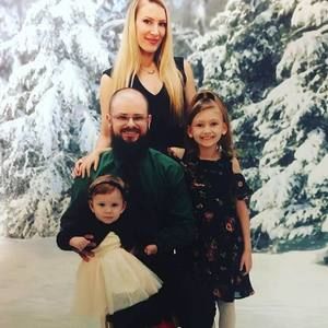 Meet your Posher, Gia